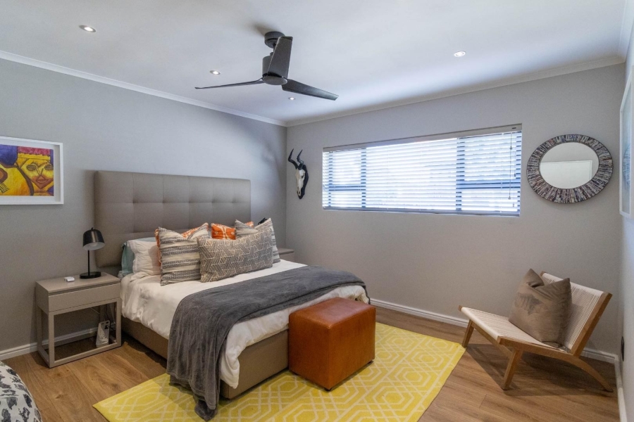 5 Bedroom Property for Sale in De Kelders Western Cape